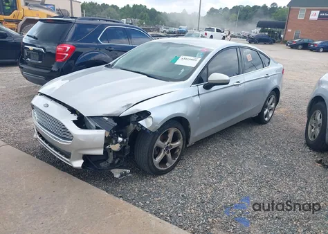 2016 Ford Fusion S из США, поврежденный, VIN 3FA6P0G79GR295866